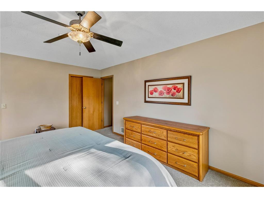 19625 Ireland Way Lakeville MN 55044 7062316 image16