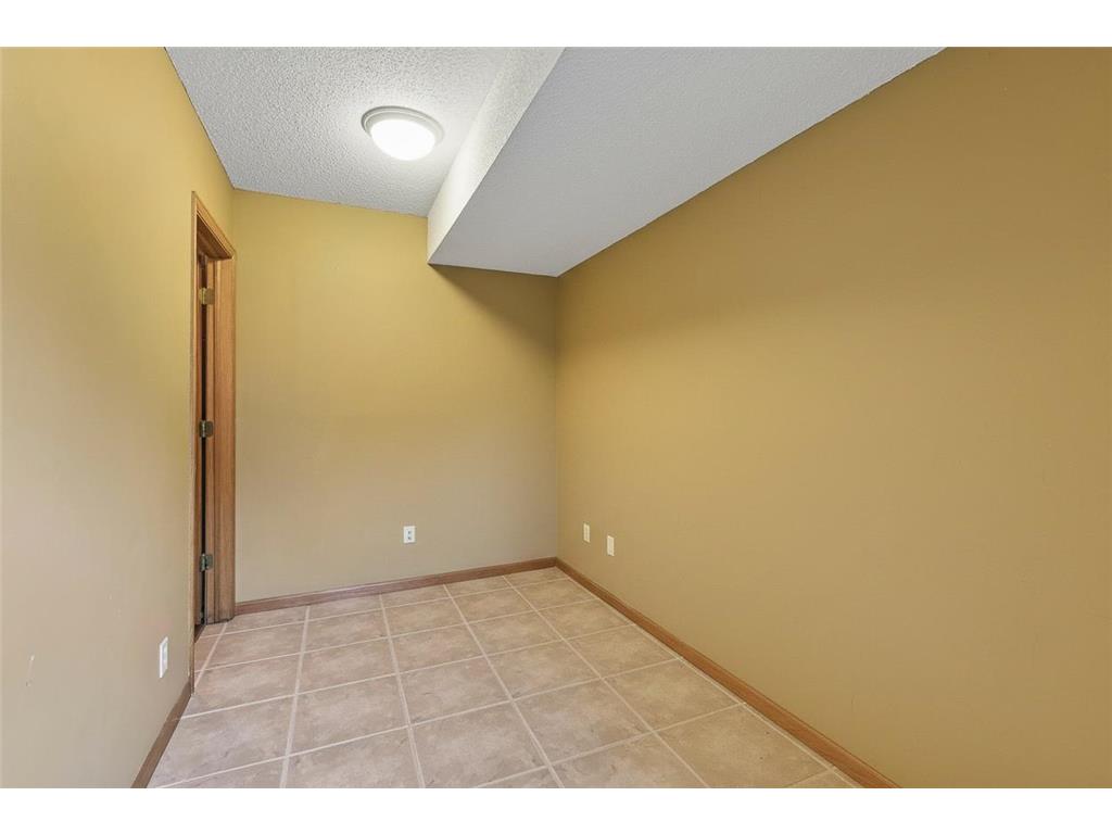 19625 Ireland Way Lakeville MN 55044 7062316 image29