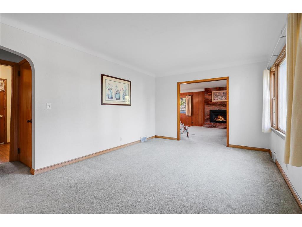 1964 Arlington Avenue E Saint Paul MN 55119 6802585 image10