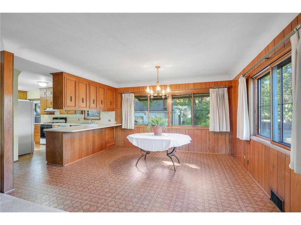 1964 Arlington Avenue E Saint Paul MN 55119 6802585 image17