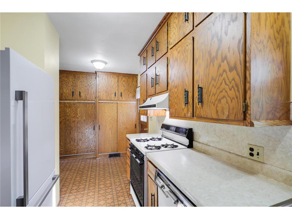 1964 Arlington Avenue E Saint Paul MN 55119 6802585 image23