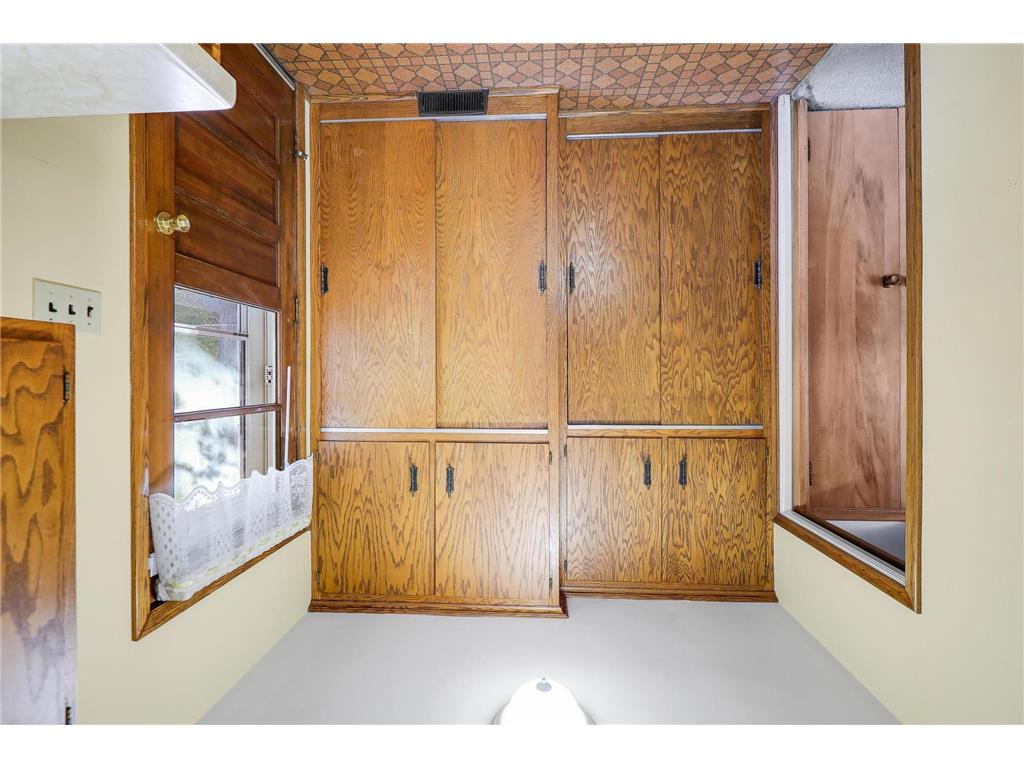 1964 Arlington Avenue E Saint Paul MN 55119 6802585 image24