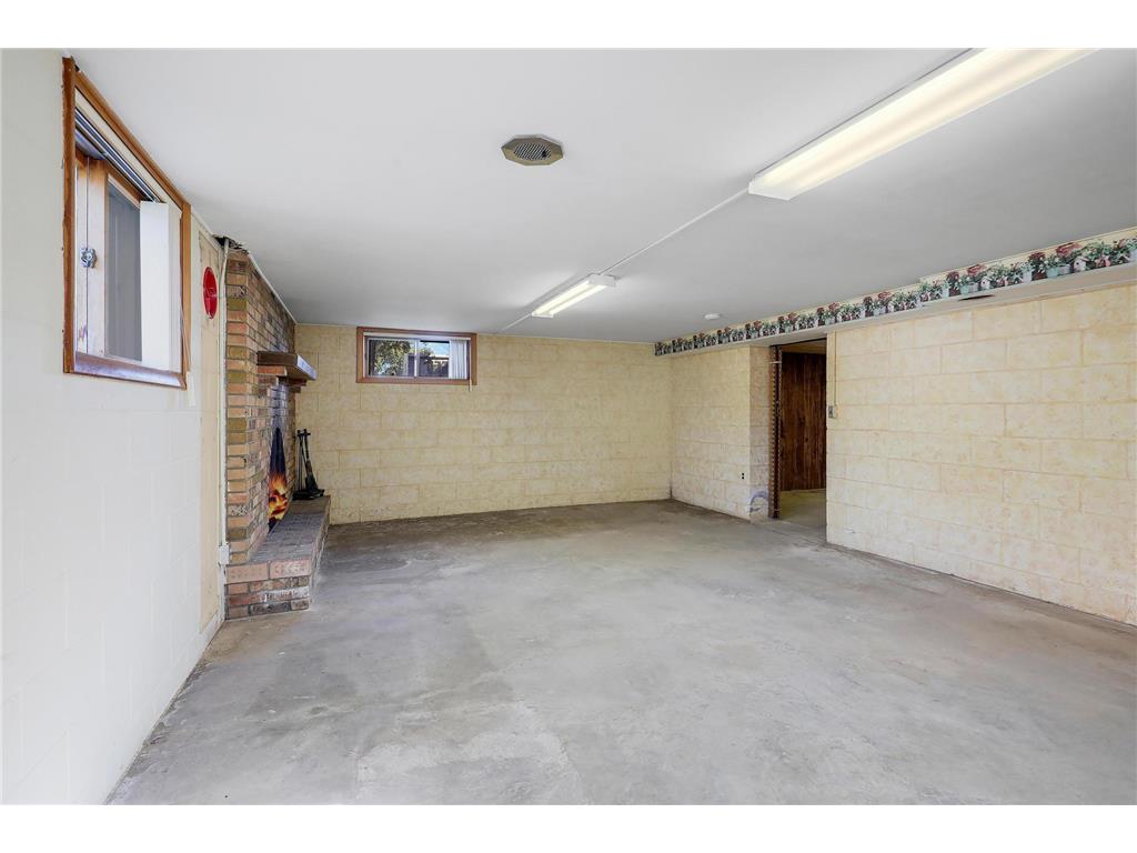 1964 Arlington Avenue E Saint Paul MN 55119 6802585 image56