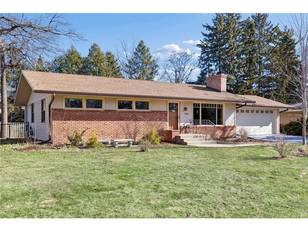 1965 Autumn Street Falcon Heights MN 55113 7040347 image1
