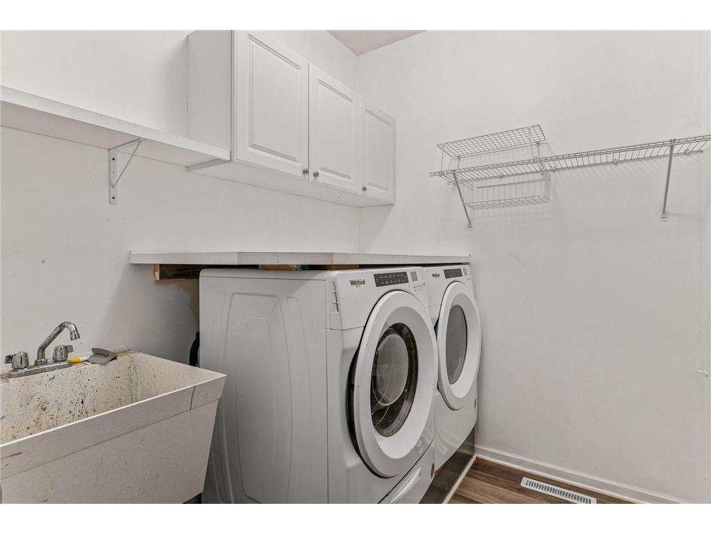 1965 Fountain Lane Waconia MN 55387 7005392 image15