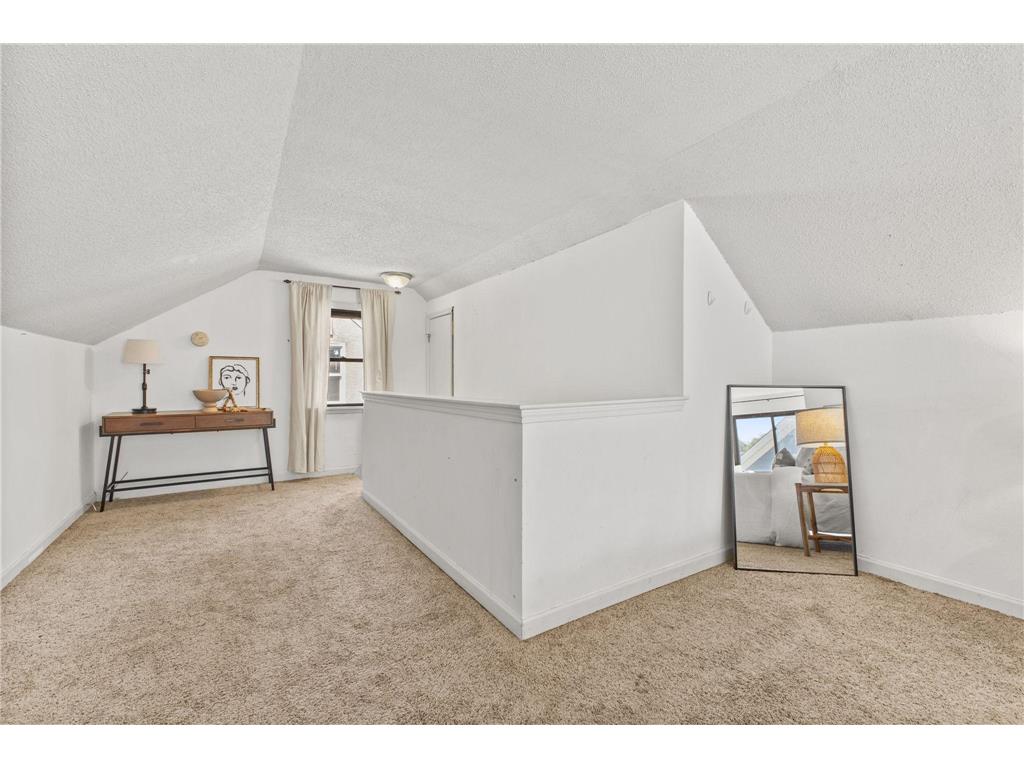 1965 Montana Avenue E Saint Paul MN 55119 7085064 image21