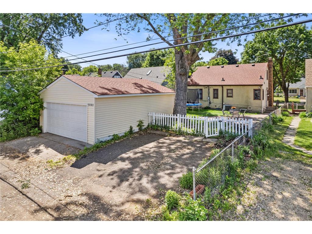 1965 Montana Avenue E Saint Paul MN 55119 7085064 image31