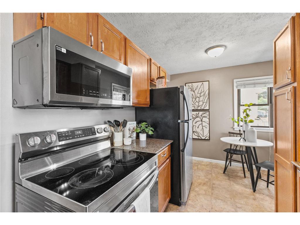 1965 Montana Avenue E Saint Paul MN 55119 7085064 image9
