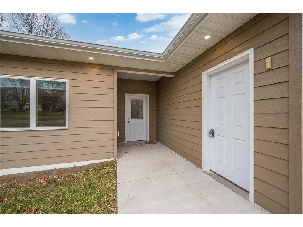 1965 Norway Avenue Windom MN 56101 6821460 image2