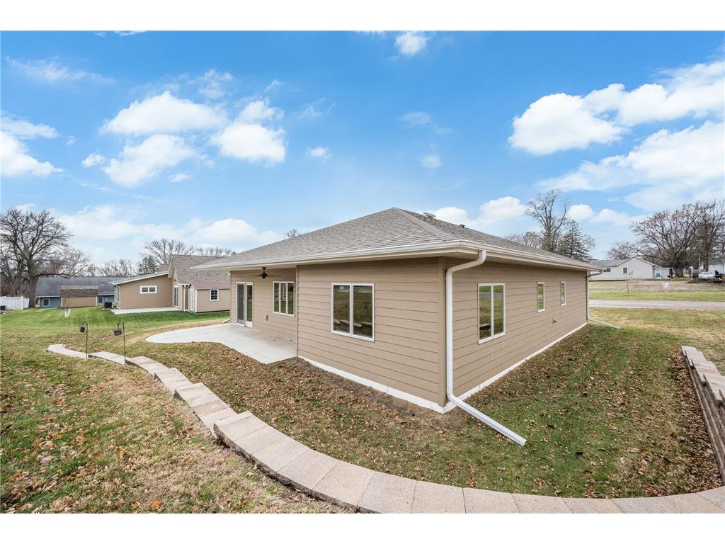 1965 Norway Avenue Windom MN 56101 6821460 image29