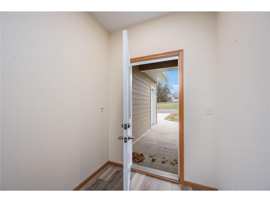 1965 Norway Avenue Windom MN 56101 6821460 image3