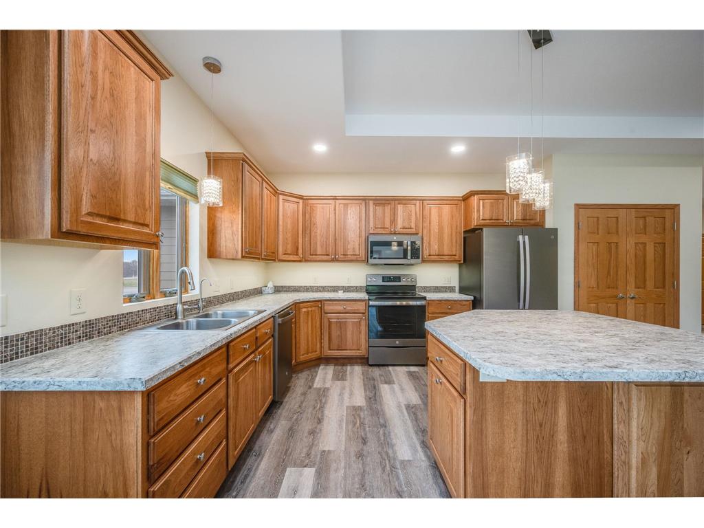 1965 Norway Avenue Windom MN 56101 6821460 image9