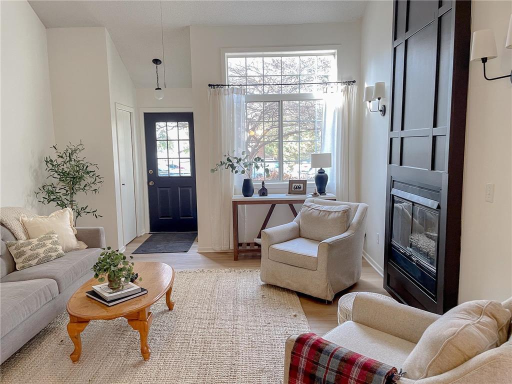 1966 Glenfield Court #39 Eagan MN 55122 6625839 image1