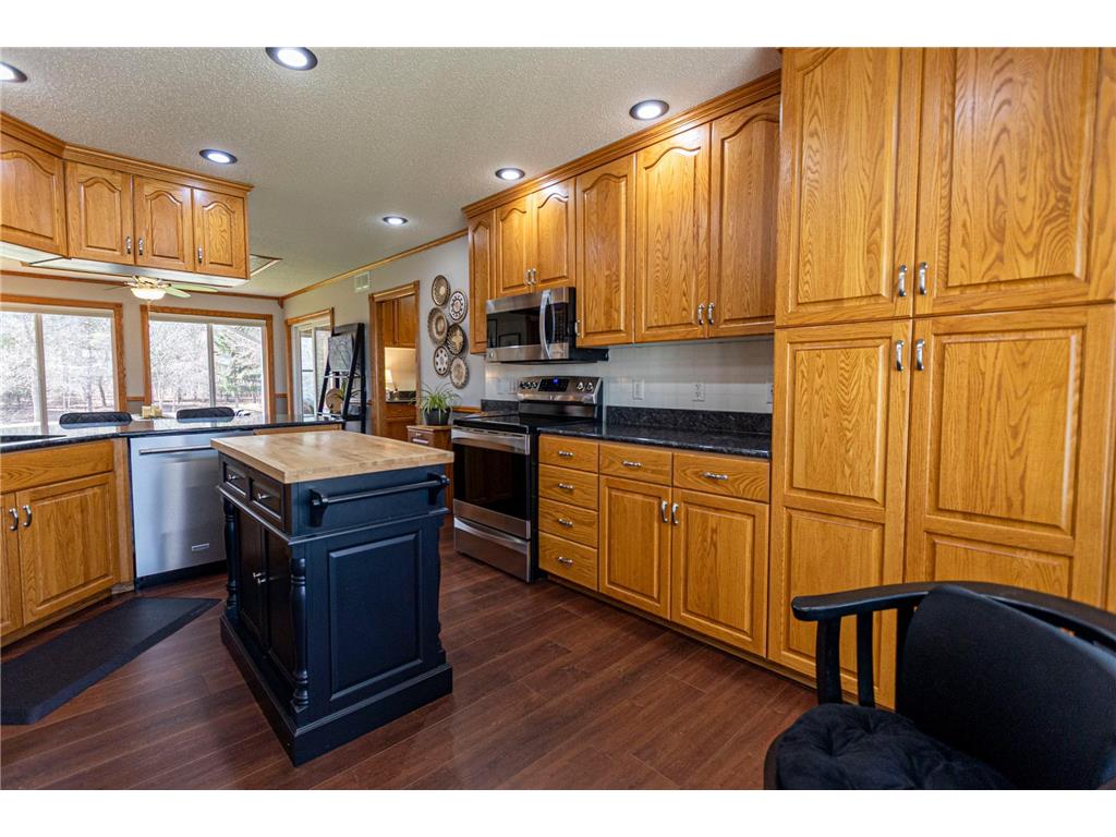 1966 Liberty Road NE Alexandria MN 56308 7053353 image13
