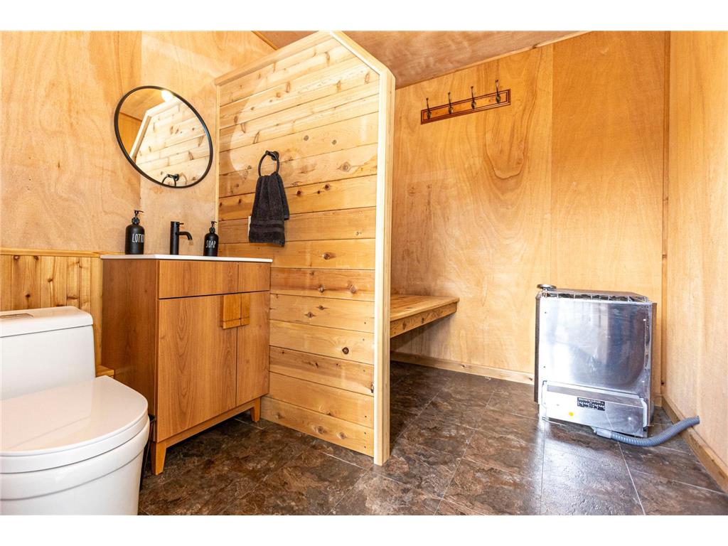 1966 Liberty Road NE Alexandria MN 56308 7053353 image33