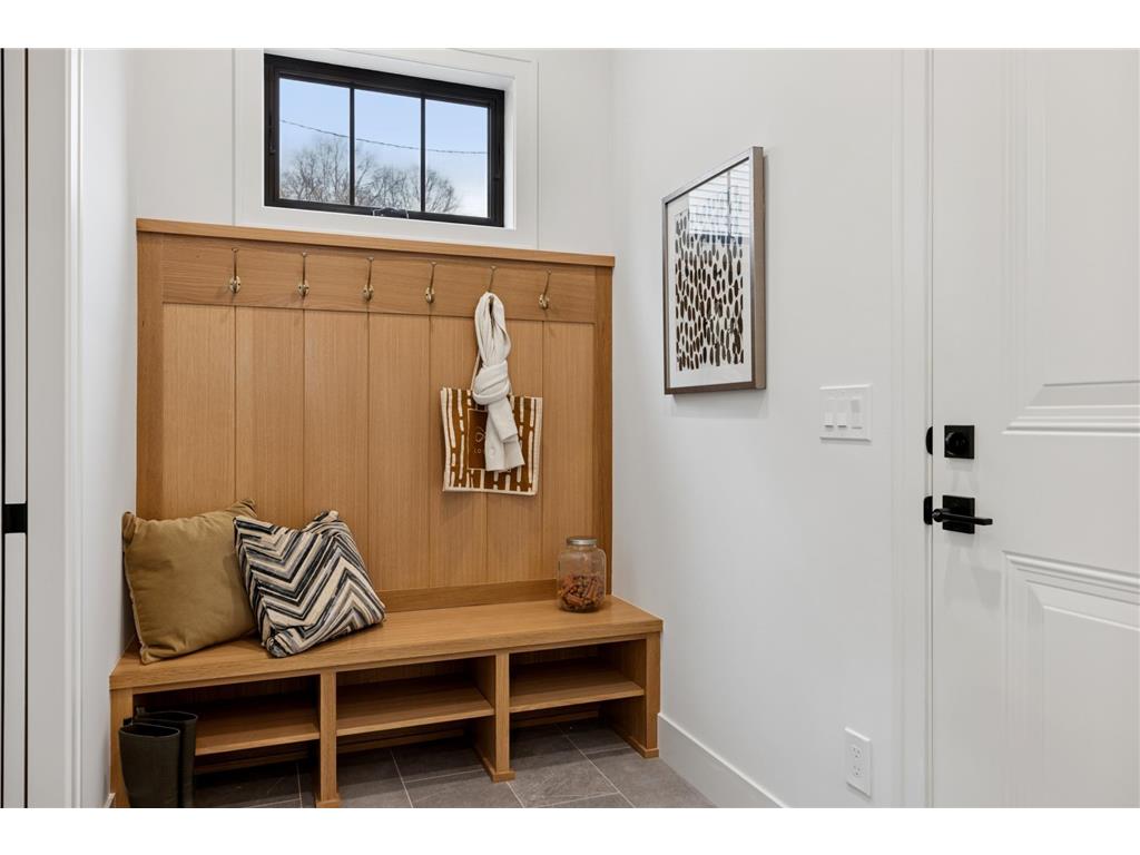 1967 Sheridan Avenue S Minneapolis MN 55405 6811130 image18