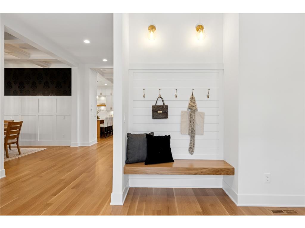 1967 Sheridan Avenue S Minneapolis MN 55405 6811130 image2