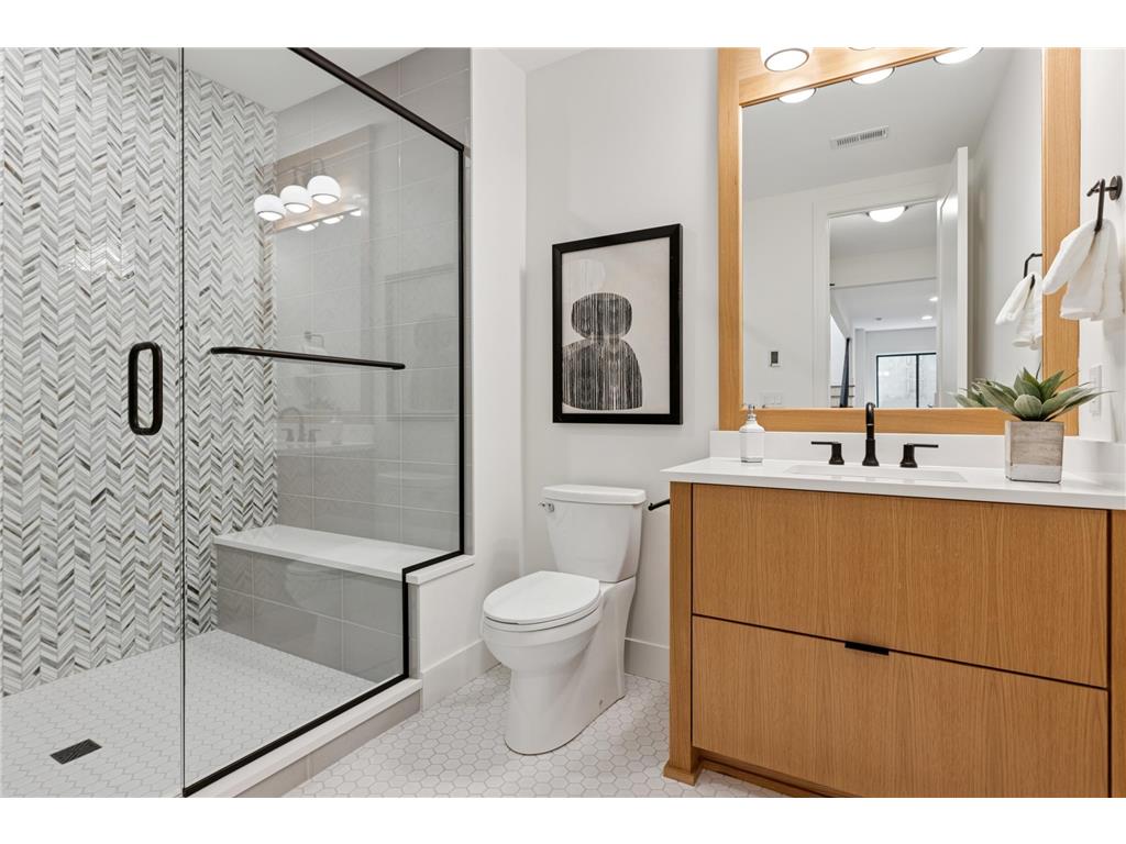 1967 Sheridan Avenue S Minneapolis MN 55405 6811130 image36