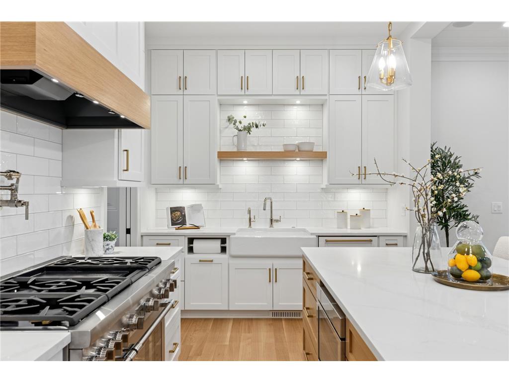 1967 Sheridan Avenue S Minneapolis MN 55405 6811130 image8