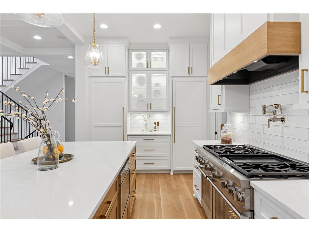 1967 Sheridan Avenue S Minneapolis MN 55405 6811130 image9