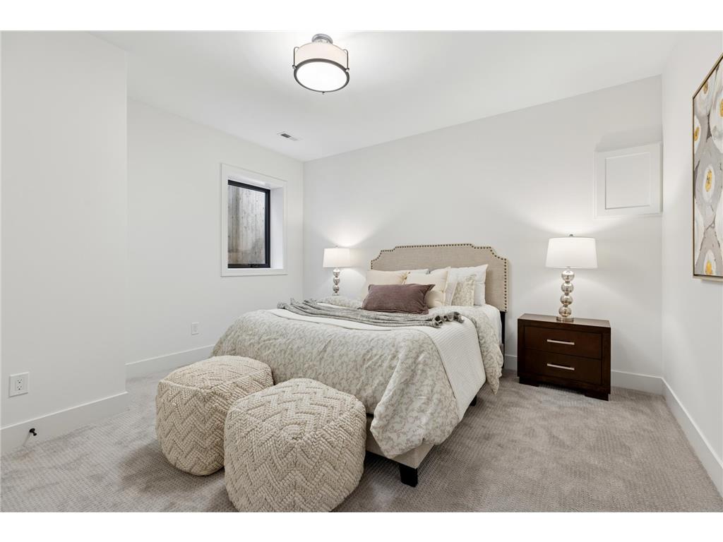 1967 Sheridan Avenue S Minneapolis MN 55405 7010605 image35