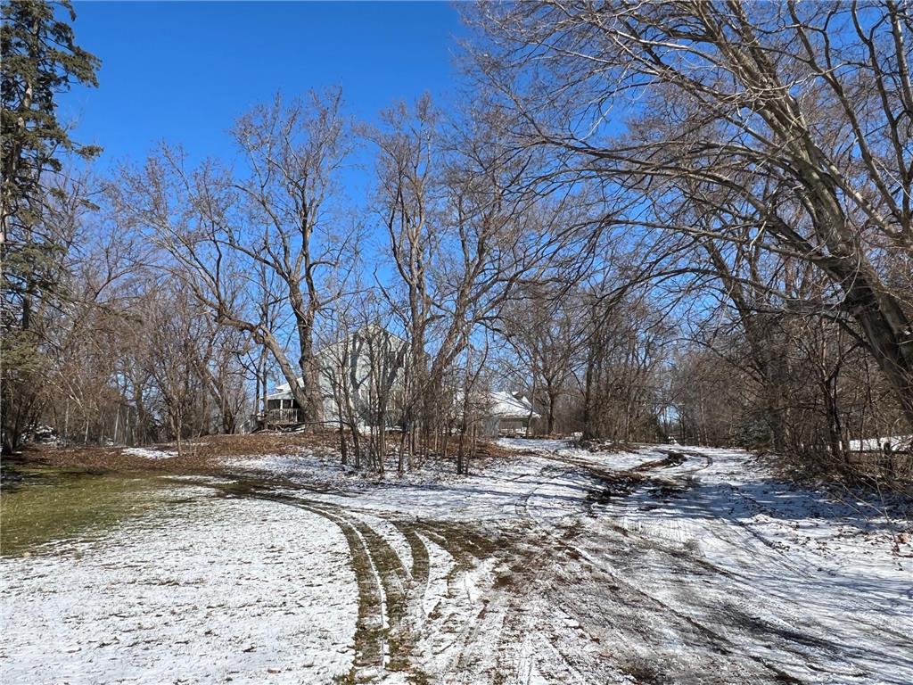 19670 Excelsior Boulevard Deephaven MN 55331 7034653 image4