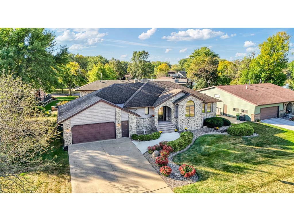 1969 S Shore Drive Worthington MN 56187 6597874 image1