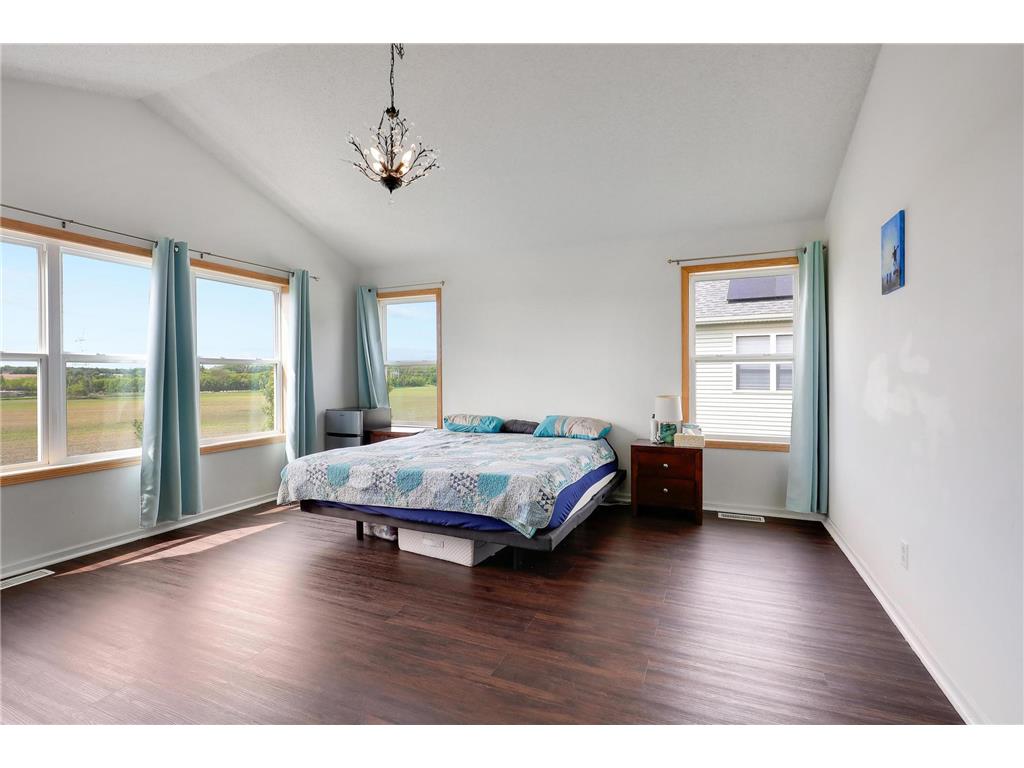 1969 Schoolmaster Drive Chaska MN 55318 7083077 image17
