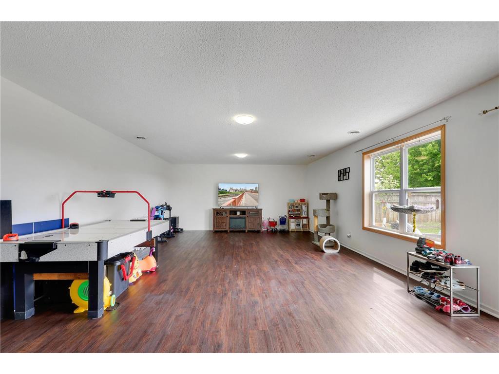 1969 Schoolmaster Drive Chaska MN 55318 7083077 image28