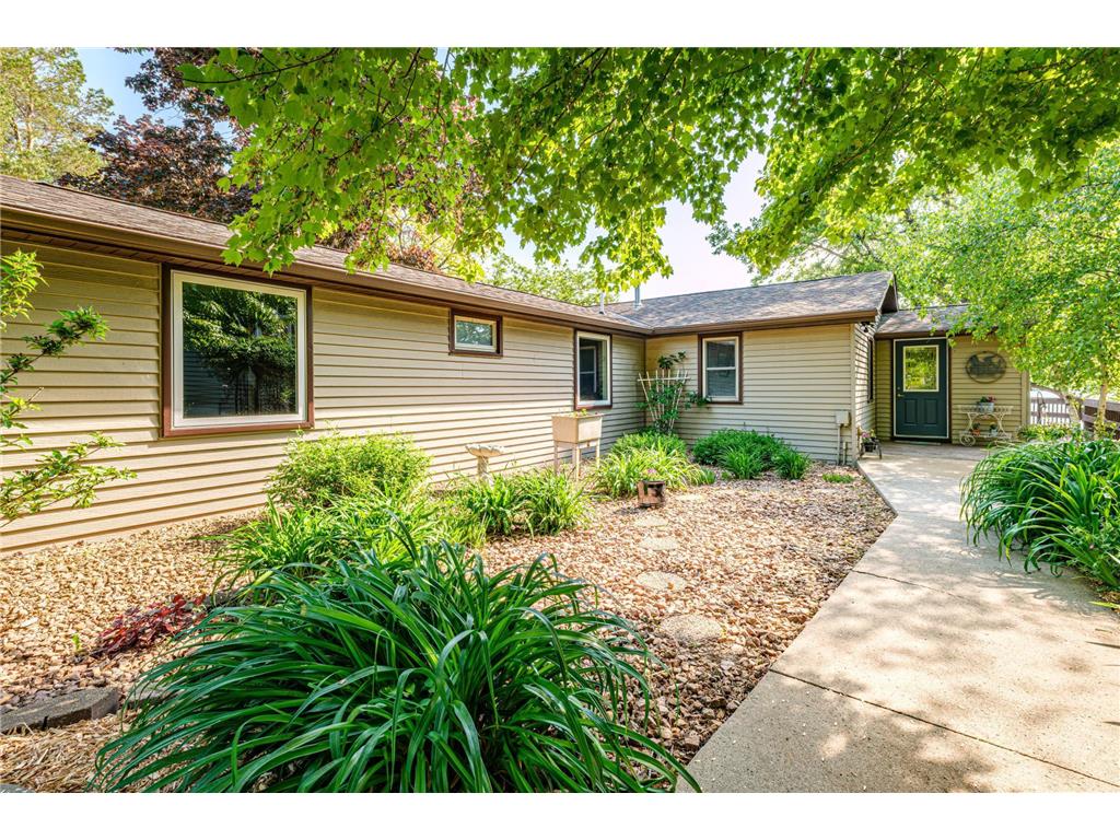 19691 623rd Avenue, Litchfield, MN, 55355 MLS 6516275 Edina Realty