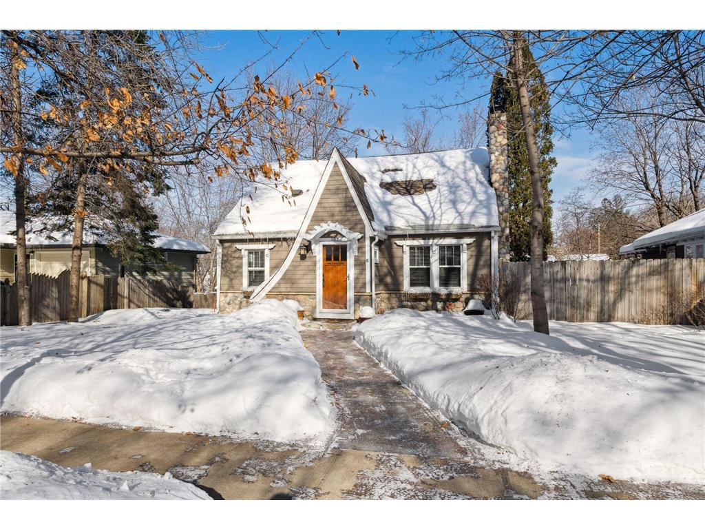 197 3rd Street, Excelsior, MN 55331 MLS 6326489 Edina Realty