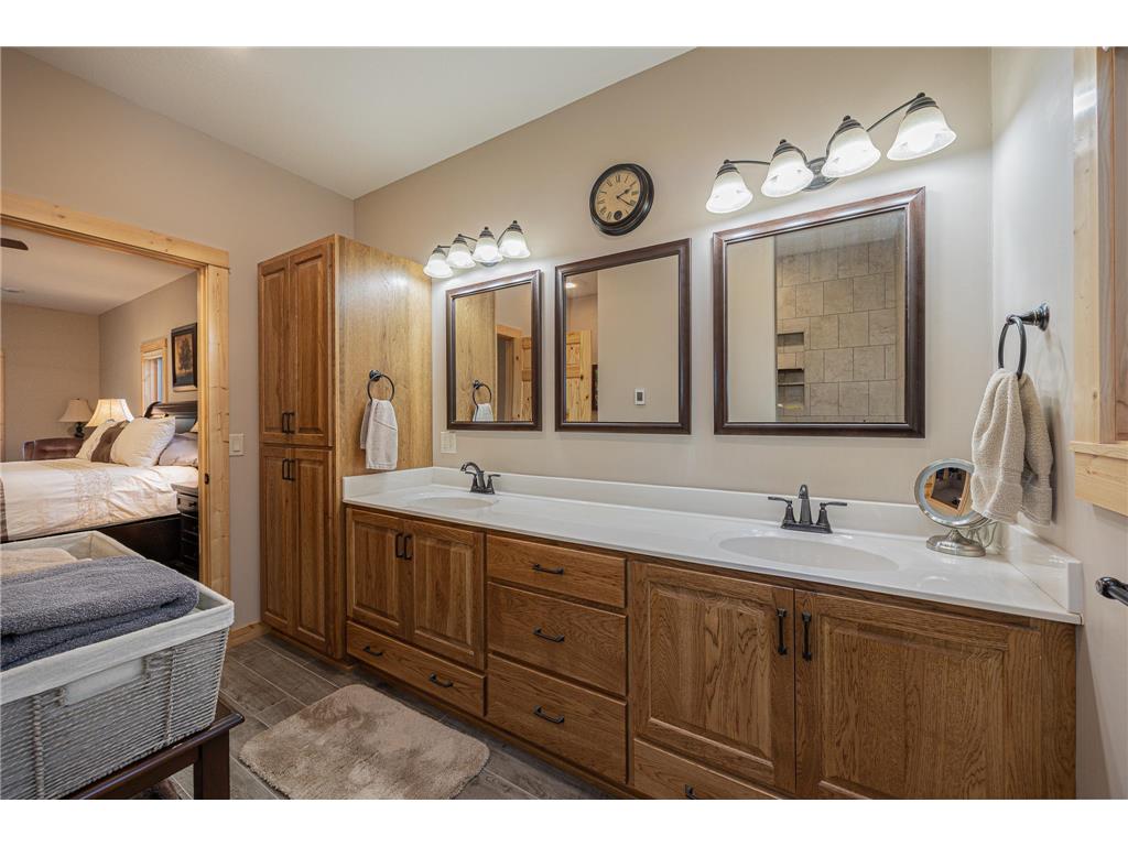 197 Broadwater Lane NE Longville MN 56655 - Woman 6817582 image34