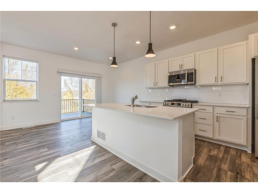 197 Huntington Drive Waconia MN 55387 6803386 image1