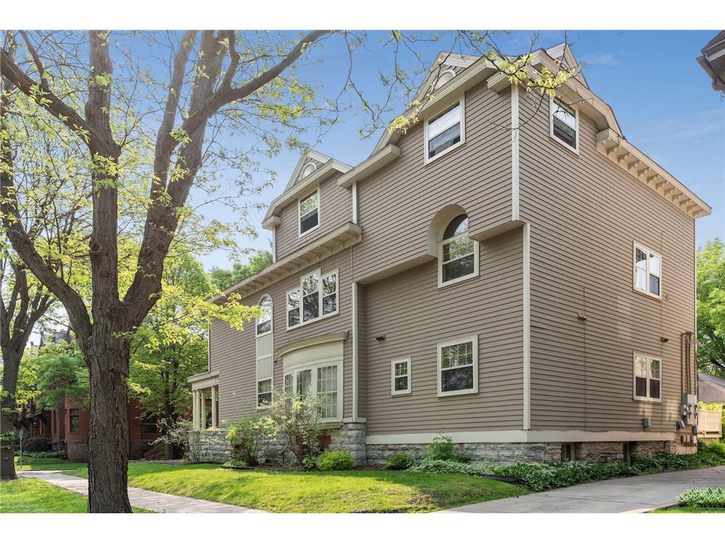 197 Kent Street Saint Paul MN 55102 7086068 image113