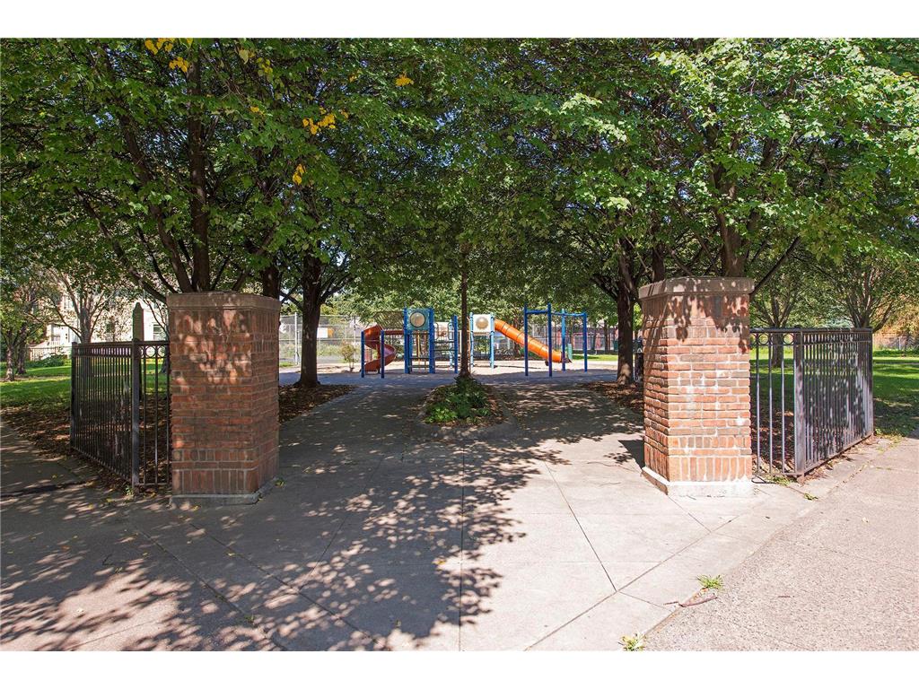 197 Kent Street Saint Paul MN 55102 7086068 image120