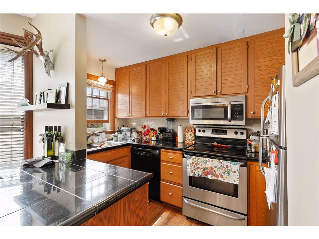 197 Kent Street Saint Paul MN 55102 7086068 image24