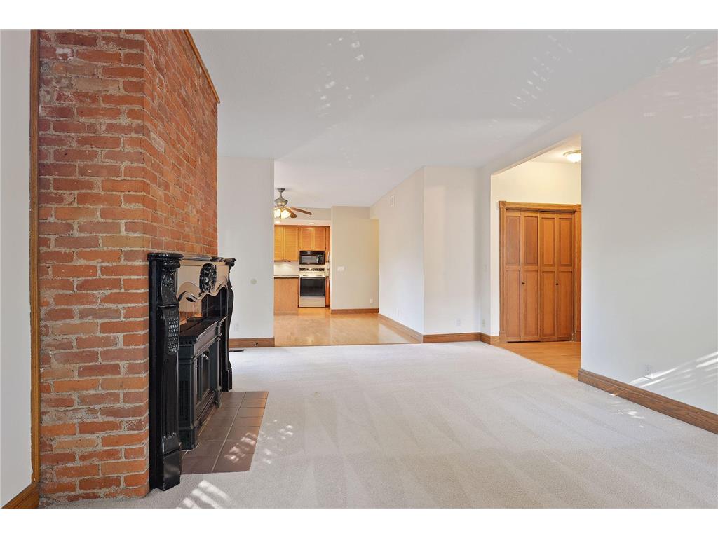 197 Kent Street Saint Paul MN 55102 7086068 image46