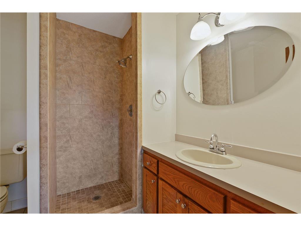 197 Kent Street Saint Paul MN 55102 7086068 image60