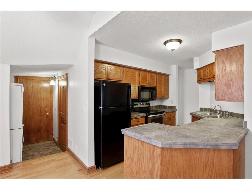 197 Kent Street Saint Paul MN 55102 7086068 image78