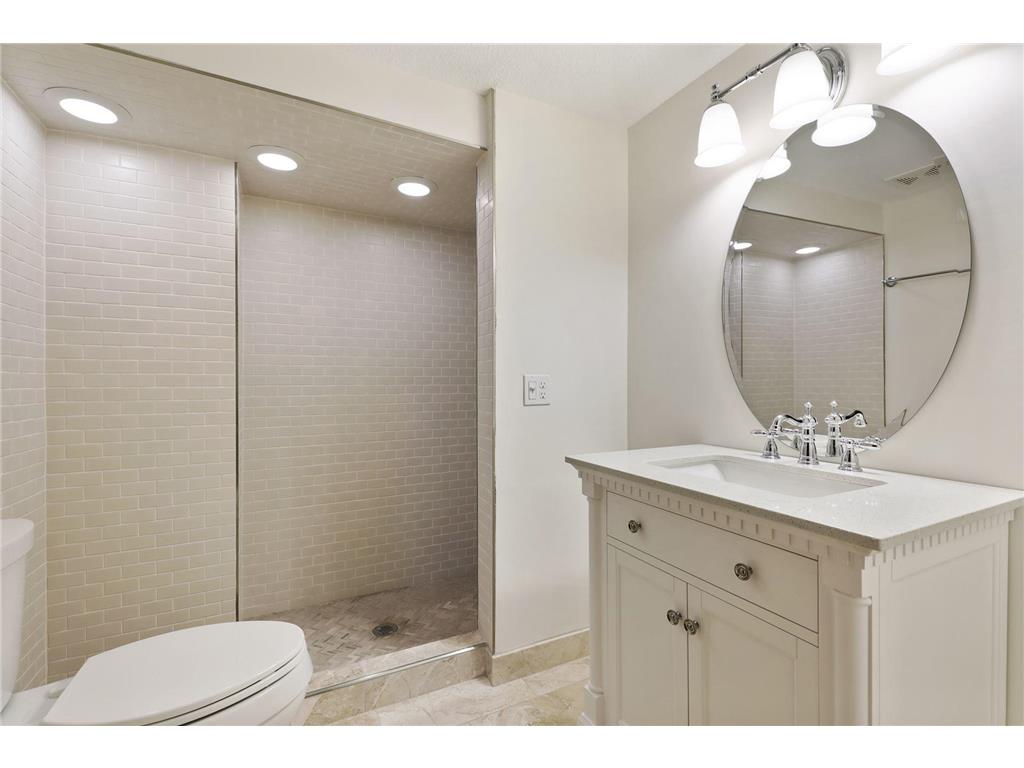 197 Kent Street Saint Paul MN 55102 7086068 image87