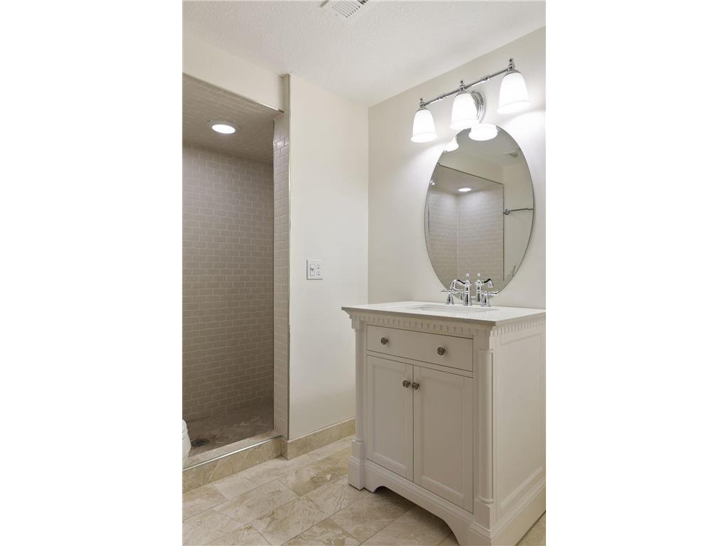 197 Kent Street Saint Paul MN 55102 7086068 image88