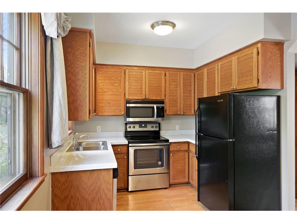 197 Kent Street Saint Paul MN 55102 7086068 image98
