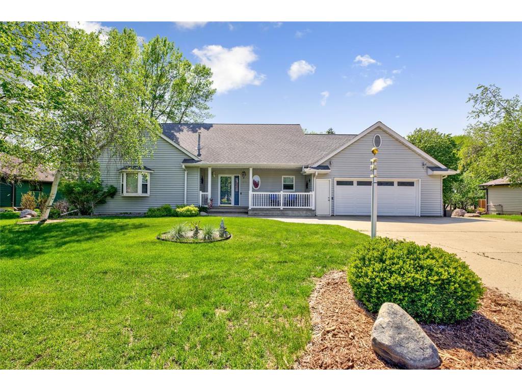 1970 Knollwood Drive, Fairmont, MN, 56031 MLS 6377242 Edina Realty