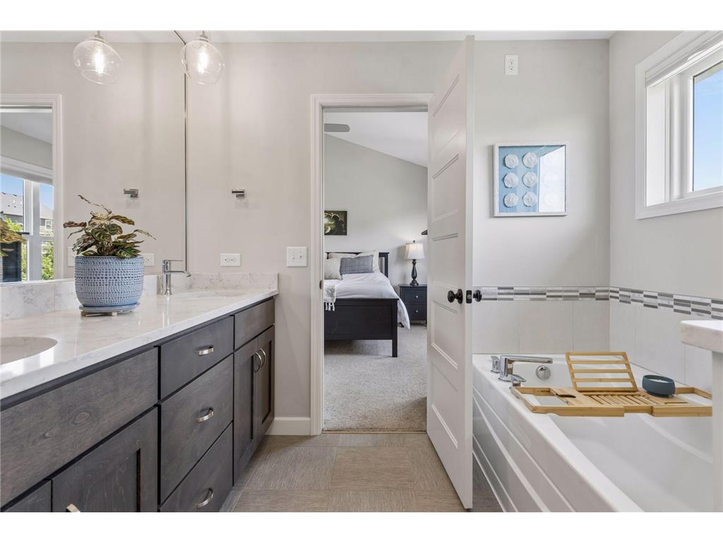 19702 Henning Avenue Lakeville MN 55044 7071722 image27