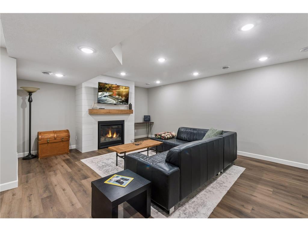 19702 Henning Avenue Lakeville MN 55044 7071722 image35