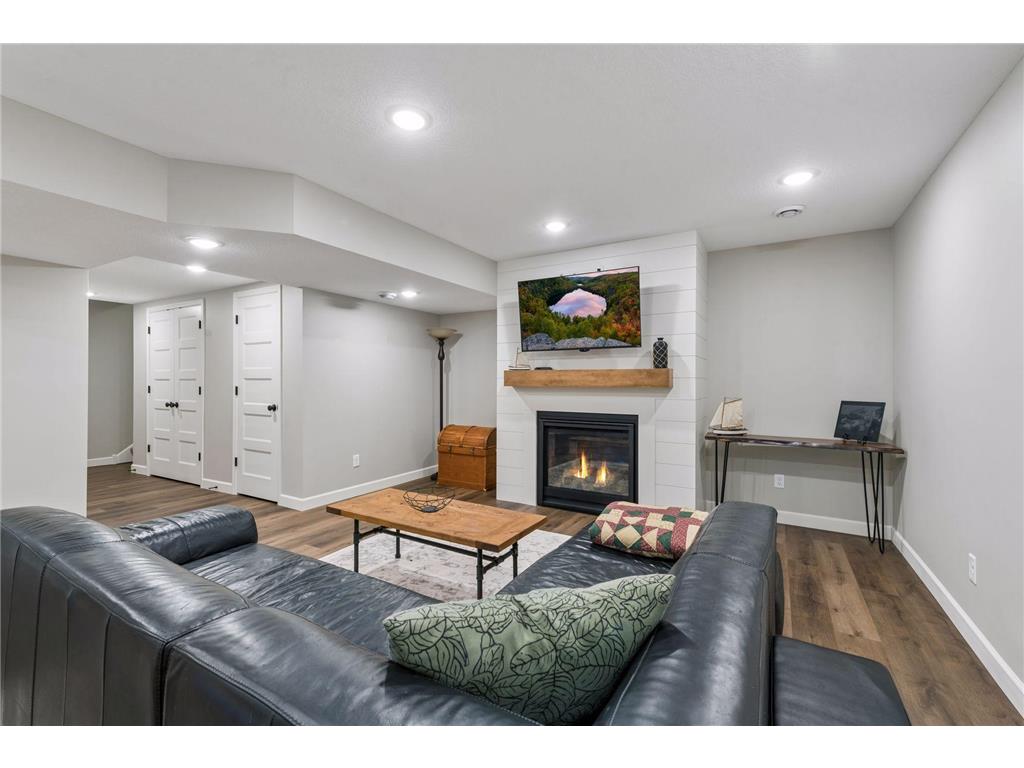 19702 Henning Avenue Lakeville MN 55044 7071722 image36