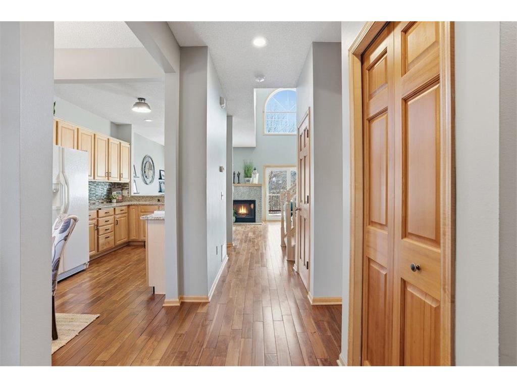 1971 Andrew Court Chanhassen MN 55317 7023052 image3