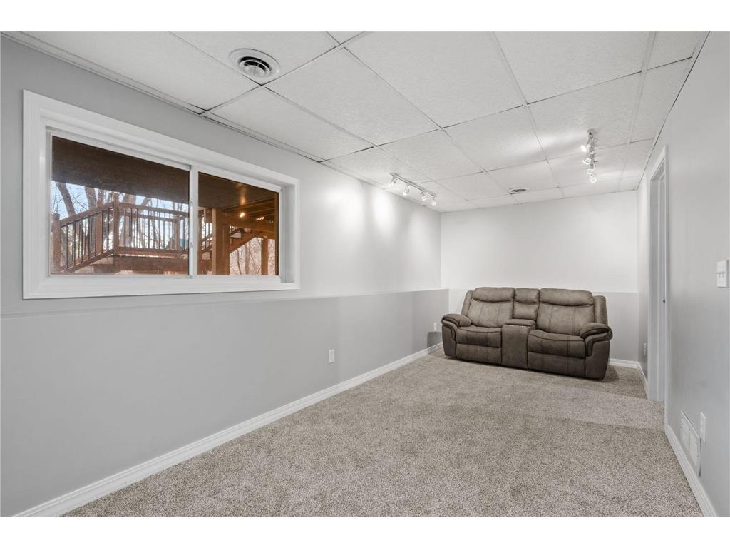 19713 Lander Street NW Elk River MN 55330 7028057 image27