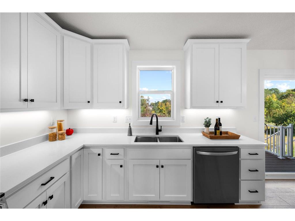 1974 S Lusitano Street Shakopee MN 55379 7013684 image10
