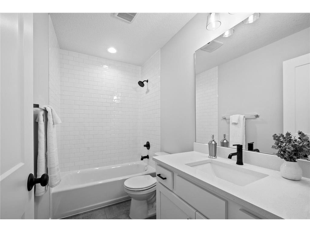 1974 S Lusitano Street Shakopee MN 55379 7013684 image13
